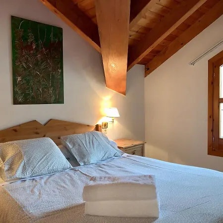 Bpirineos-estos Apartment *